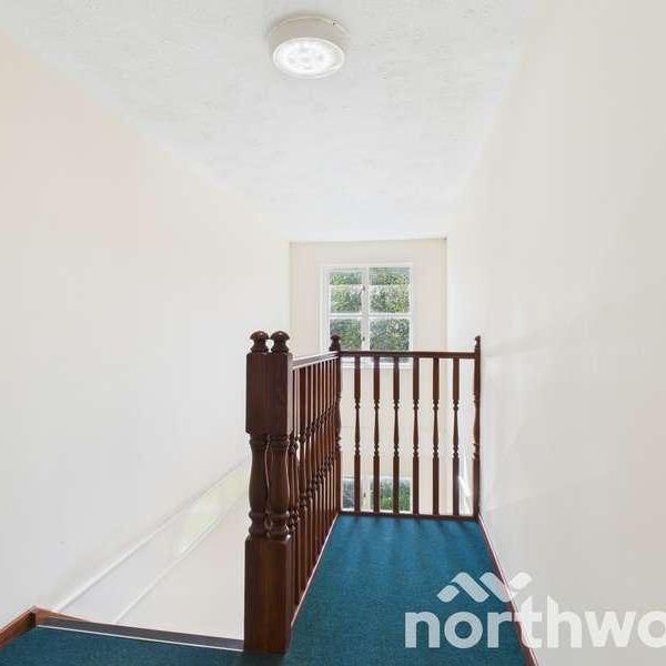 Longacre, Singleton, Ashford, TN23 - Photo 1