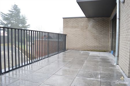 Instapklaar appartement met 2 slaapkamers op de 1e verdieping in Gullegem - Photo 3