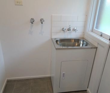 Spacious Renovated Unit - Photo 3