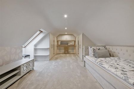 5 bedroom detached house to rent - Photo 2