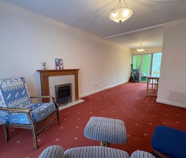 Brownlow court - Photo 3