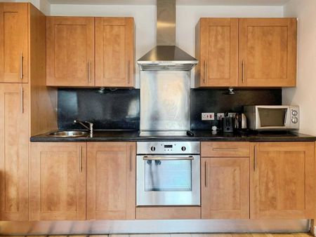 1 bedroom flat to rent - Photo 3