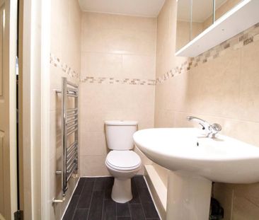 Studio to rent - Photo 6