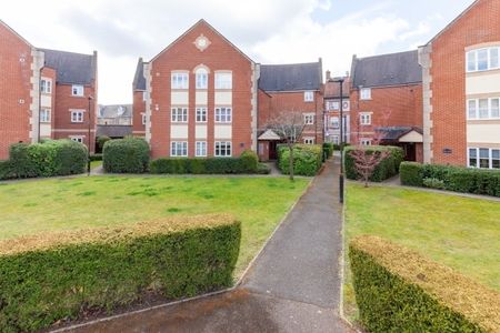 Bennett Crescent, Cowley - Photo 3