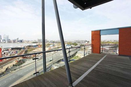 Hanover Avenue, Docklands, E16 - Photo 2