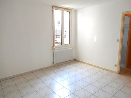 Location Appartement 2 pièces 41m² REIMS 51100 - Photo 4