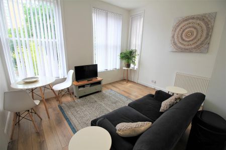 1 bedroom apartment to rent - Photo 2