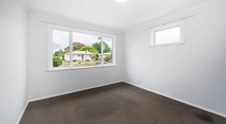 AWAPUNI - TWO BEDROOMS - Photo 3