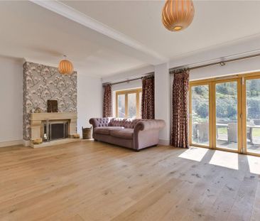 6 bedroom detached house to rent - Photo 1