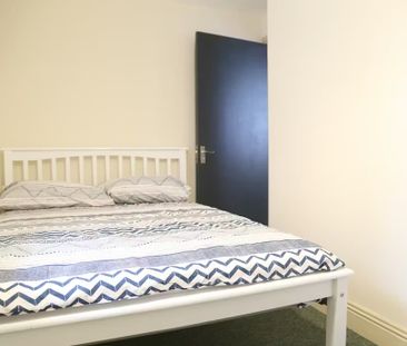 Royal Canal Terrace, Dublin - Photo 3