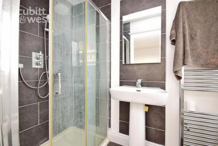 3 bedroom semi-detached house to rent - Photo 3