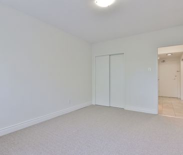 2 Bedrooms Open Concept - Photo 6