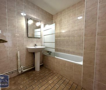 Location Appartement 2 pièces 45m² CAMBRAI 59400 - Photo 3