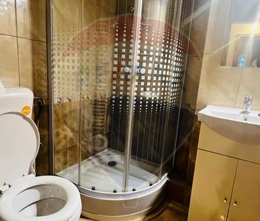 Apartament cu 3 camere de închiriat - Fotografie 5