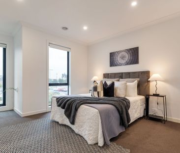 Modern Townhouse! - Photo 2