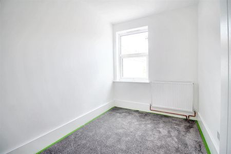 2 Bedroom House to let - Photo 2