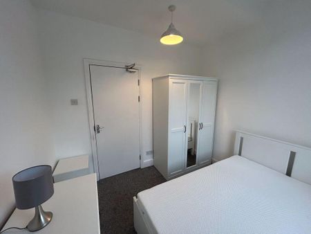 6 bedroom maisonette to rent - Photo 4