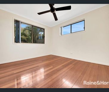 Well-Positioned Telina Home with Room to Move! - Photo 4