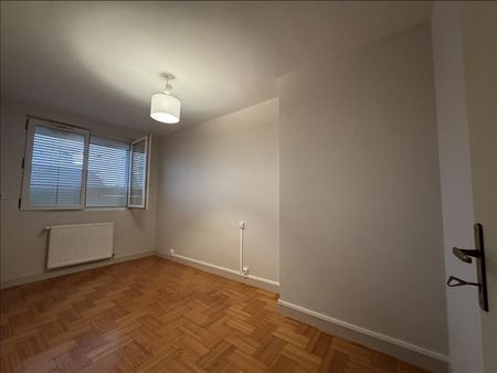 4 pièces - 90 m² - RDC - Colocation non autorisée - Photo 3