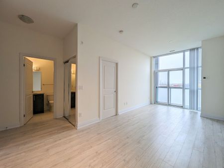 For Lease - 8763 Bayview Avenue Unit# 815, Richmond Hill, Ontario - Photo 2