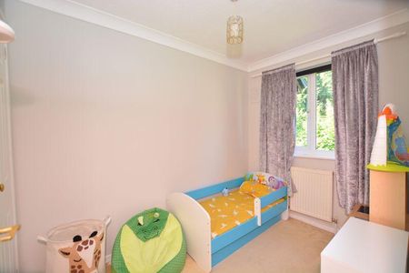 2 bedroom terraced house to rent - Photo 4