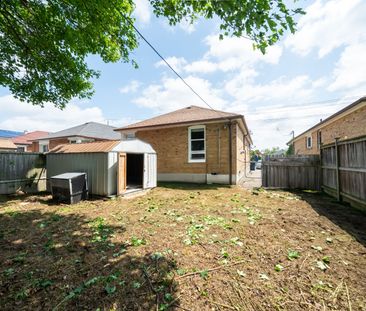 For Lease - 1592 Pharmacy Avenue, Toronto, Ontario - Photo 2