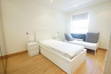 5 bedroom terraced house to rent - Photo 3