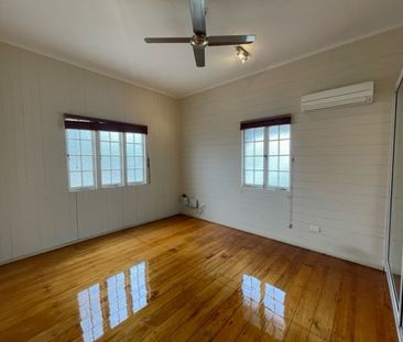 4 Ninth Avenue, Railway Estate QLD 4810 - House For Rent | Domain - Photo 4