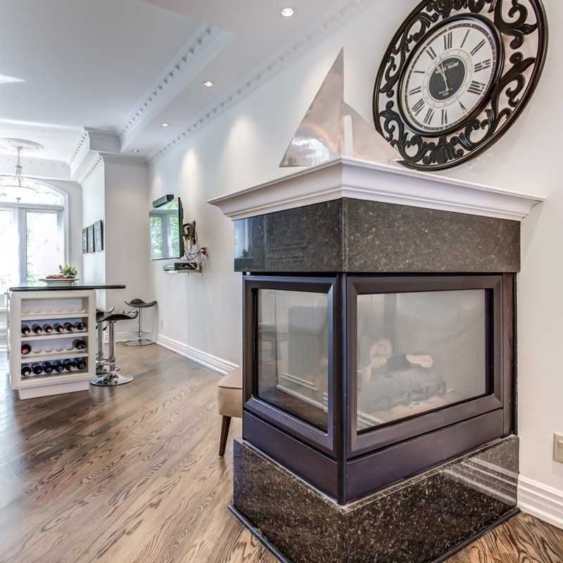 For Lease - 405 Bedford Park Avenue, Toronto, Ontario - Photo 1