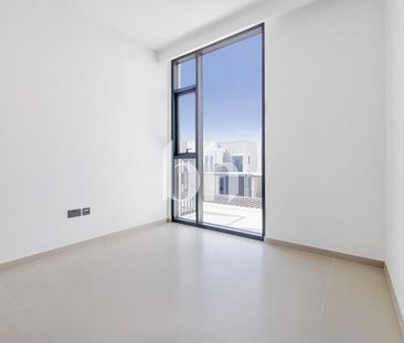 FLEXIBLE PRICE | QUIET LOCATION | VACANT - Photo 1