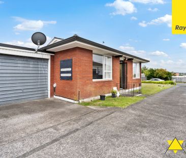 Two Bedroom and One Bathroom Unit in New Lynn! - Photo 4