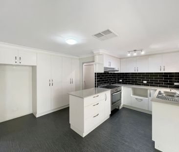 Spacious & Quiet in East Dubbo - Photo 4