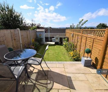 3 bedroom terraced house to rent - Photo 4