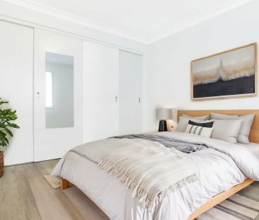 2/22 Osborne Street, Wollongong - Photo 2