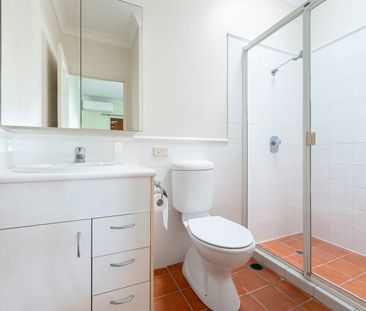 🏡 Stylish & Spacious Living in Prime Windsor Location – 12 Stafford... - Photo 3