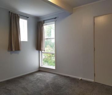 One Bedroom Johnsonville Flat For Rent - Photo 6