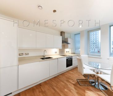 2 Bedroom Flat - Photo 2