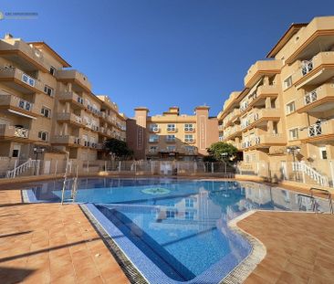 Flat with garage and communal pool - Photo 5