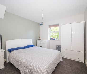 Apt 1, 2 Deramore Drive, Belfast, BT9 5JQ - Photo 3