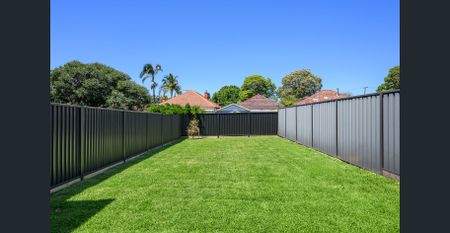 BRAND NEW 5 BEDROOM DUPLEX LOCATED IN A BLUE CHIP STREET - Photo 3