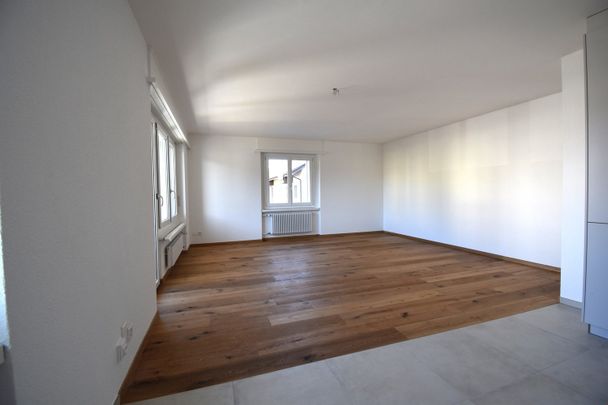 Helle 4.5 Zimmerwohnung im Zentrum von Derendingen - Foto 1