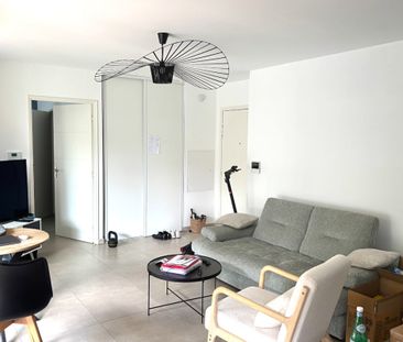 Appartement neuf T2 - 44.46 m2 - à 100 m des facultés au calme - Photo 1