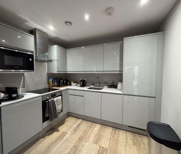 1 bedroom property to rent - Photo 2