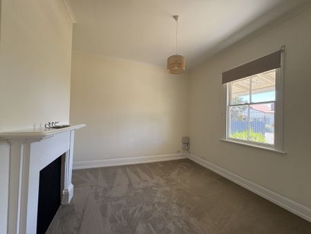 Enjoy the easy lifestyle, living here - Photo 3