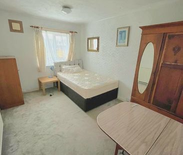 Room in a Shared Flat, Wester Common Drive, G22 - Photo 2