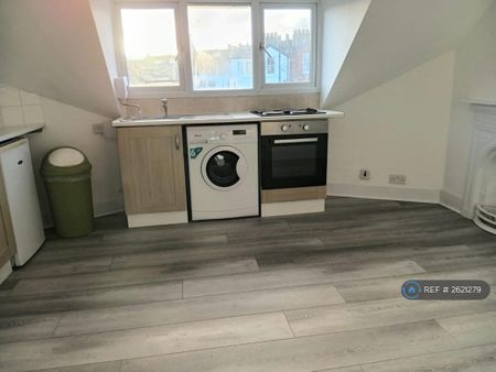 1 bedroom flat to rent - Photo 4