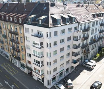 zentrale 2.5 Zimmerwohnung mit Stil und Komfort - Foto 2