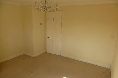 Anne Crescent - Photo 4