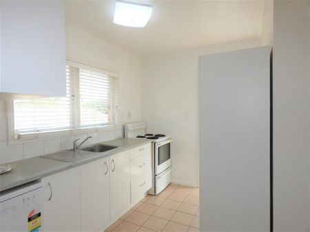 Unit 3, 1 Crossfield Road, Glendowie, Auckland - Photo 2