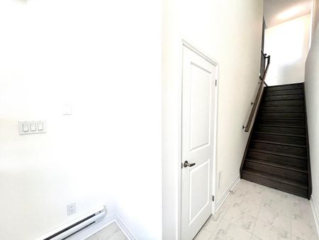 For Lease - 542 Hudson Crescent, Midland, Ontario - Photo 3